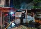 CORRIENTES |  DRAMÁTICO INCENDIO: RESCATARON A UN HOMBRE ATRAPADO ENTRE LAS LLAMAS