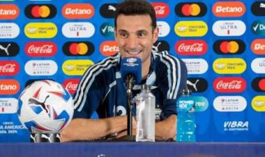 Lionel Scaloni despidió a Ángel Di María como "una leyenda"