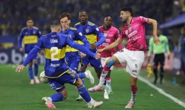Boca se impuso ante Independiente del Valle y se metió en octavos