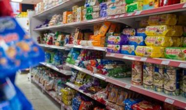Las ventas en supermercados cayeron 7,3% y acumulan 8 meses consecutivos en baja