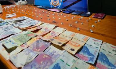 CORRIENTES | CAYERON DOS KIOSCOS DE DROGA Y HAY CUATRO DEMORADOS