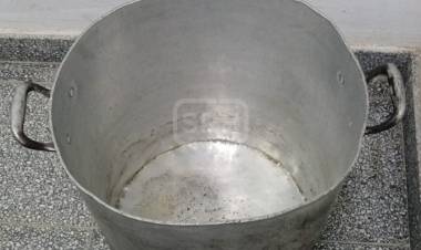 CORRIENTES | RECUPERARON UNA OLLA ROBADA DE UN COMEDOR COMUNITARIO