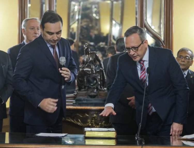 Corrientes: Alfredo Vallejos juró como nuevo ministro de Seguridad