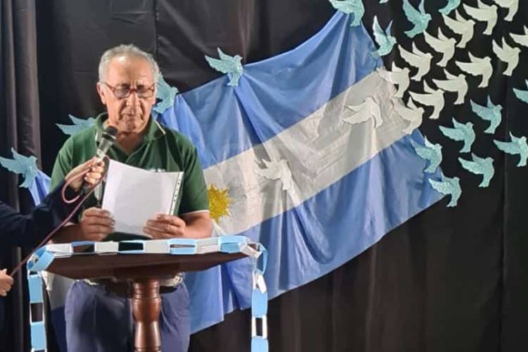 CUANDO UN SOLDADO SE VA...