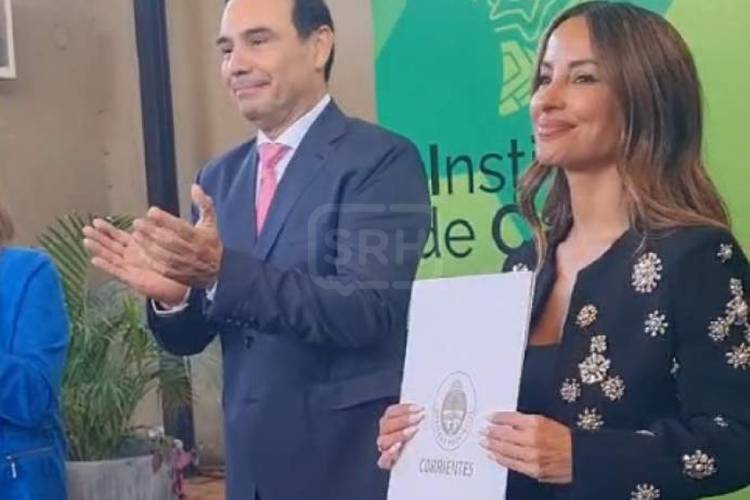 ASUMIÓ LOURDES SÁNCHEZ | Valdés: "Dos mujeres gestionarán la cultura de todos los correntinos"