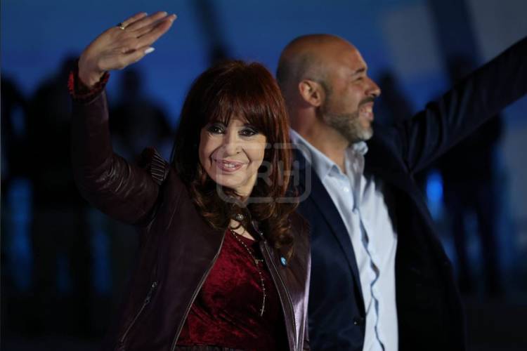 TINCHO ASCÚA: “MILEI SI TENÉS H… COMPETÍ EN LAS URNAS CON CRISTINA, QUE TE VAMOS A GANAR”