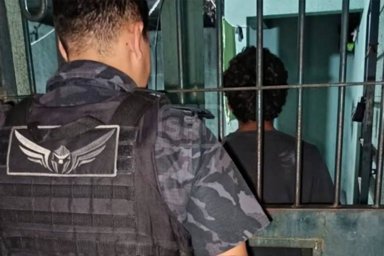 CORRIENTES | SE AGARRÓ A LAS PIÑAS EN LA CALLE Y TERMINÓ DEMORADO