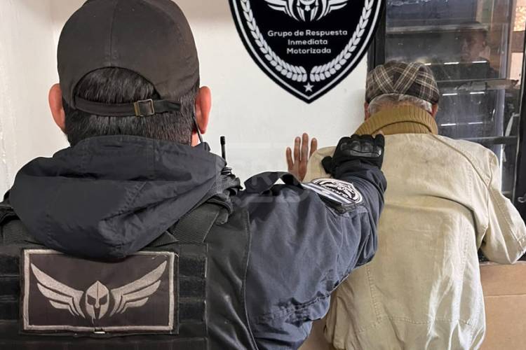 CORRIENTES | DEMORARON A UN HOMBRE ARMADO TRAS DENUNCIAS POR DISPAROS EN LA CALLE