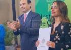 ASUMIÓ LOURDES SÁNCHEZ | Valdés: "Dos mujeres gestionarán la cultura de todos los correntinos"
