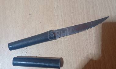 CORRIENTES | MERODEABA CASAS Y LO DEMORARON CON UN CUCHILLO
