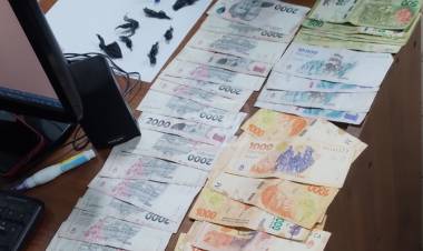 SAN LUIS DEL PALMAR | LO IDENTIFICARON EN LA CALLE Y LE ENCONTRARON DOSIS DE COCAÍNA