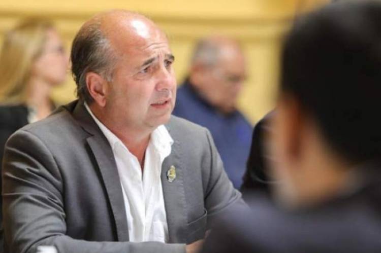 Diego "Tape" Caram renunció a la intendencia de Mercedes