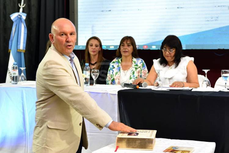 POLÍTICA | LUIS ALMIRÓN: "REPRESENTO LA ASPIRACIÓN DE TODOS LOS SANROQUEÑOS"