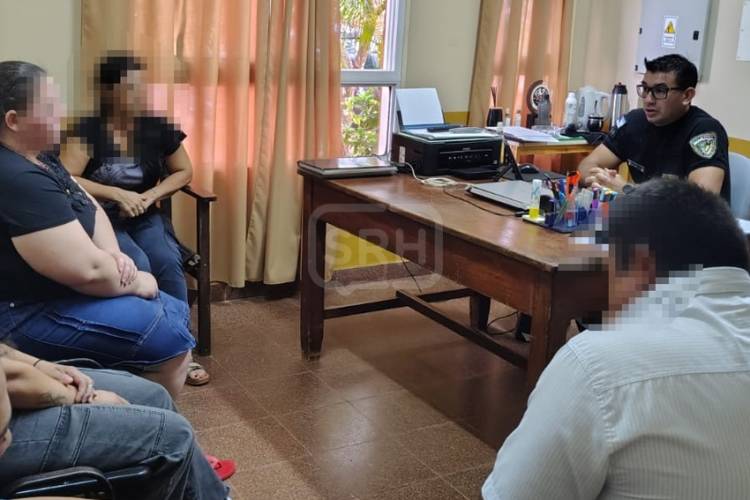 MISIONES | FALTARON A CLASES Y LOS AGARRARON TOMANDO VINO