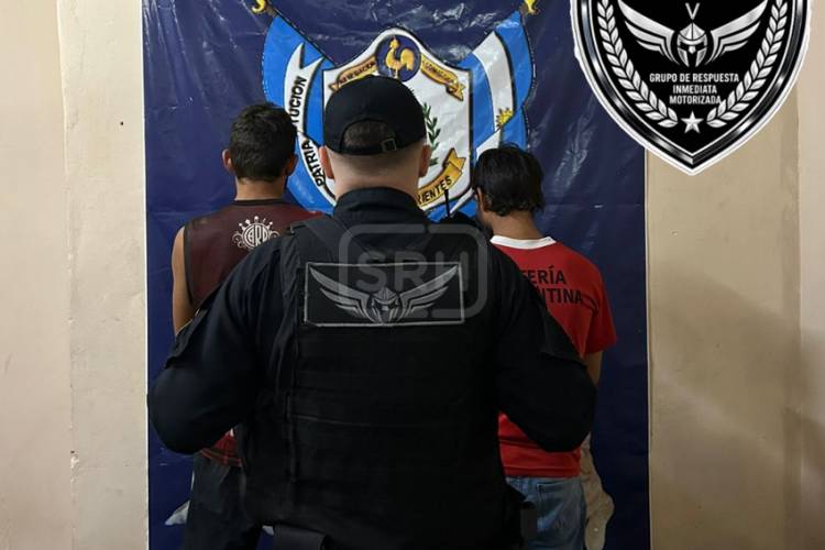 CORRIENTES | DEMORAN A DOS HOMBRES Y SECUESTRAN UN CUCHILLO EN PLENO PATRULLAJE