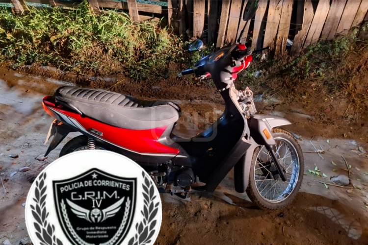 CORRIENTES | RECUPERÓ UNA MOTO ROBADA Y EL LADRÓN ESCAPÓ EN LA OSCURIDAD