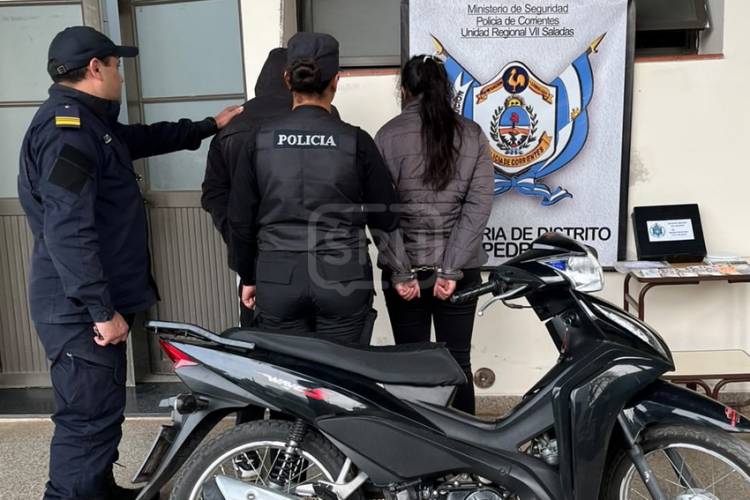EMPEDRADO | PAREJA INTENTÓ ESCAPAR DE LA POLICÍA Y TERMINÓ DETENIDA CON COCAÍNA