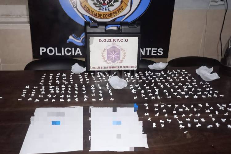 CORRIENTES | CAYÓ CON 300 DOSIS DE COCAÍNA Y TERMINÓ DETENIDO