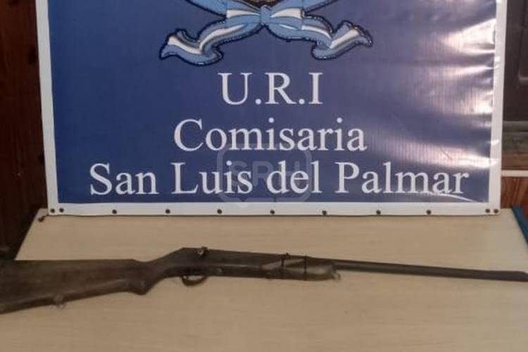 SAN LUIS DEL PALMAR | ALLANARON UNA CASA POR AMENAZAS Y ENCONTRARON OTRA ARMA