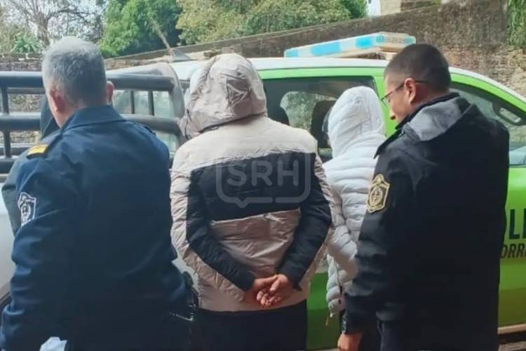 SANTO TOMÉ | ROMPIERON UN AUTO Y LOS ATRAPARON A LAS POCAS CUADRAS